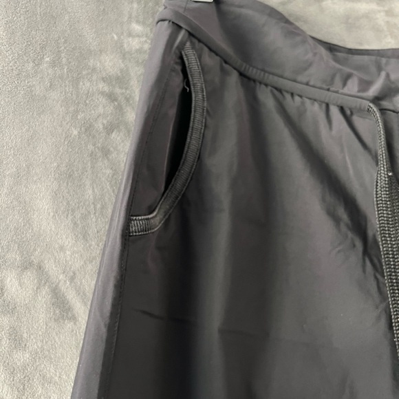 Just B. Black Pants size 8 - Picture 4 of 7